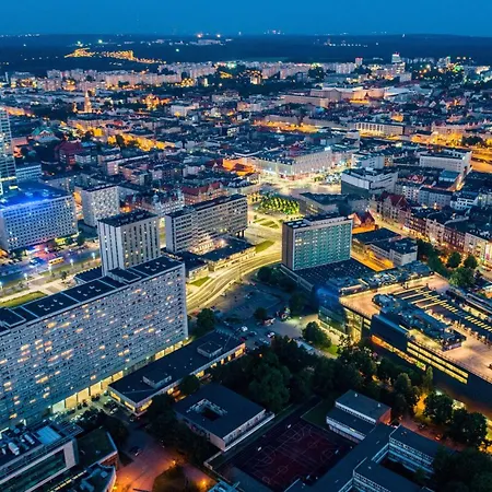 Urban Global Premium 14th Floor No 14, Free Garage, Self Check-in, No Deposit