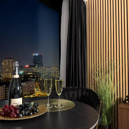 Апартаменты Urban Global Premium - 14th Floor No 14 - Free Garage