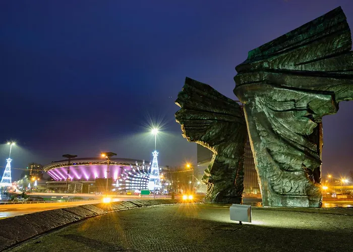 Urban Global Premium 14th Floor No 14, Free Garage, Self Check-in, No Deposit 아파트 카토비체