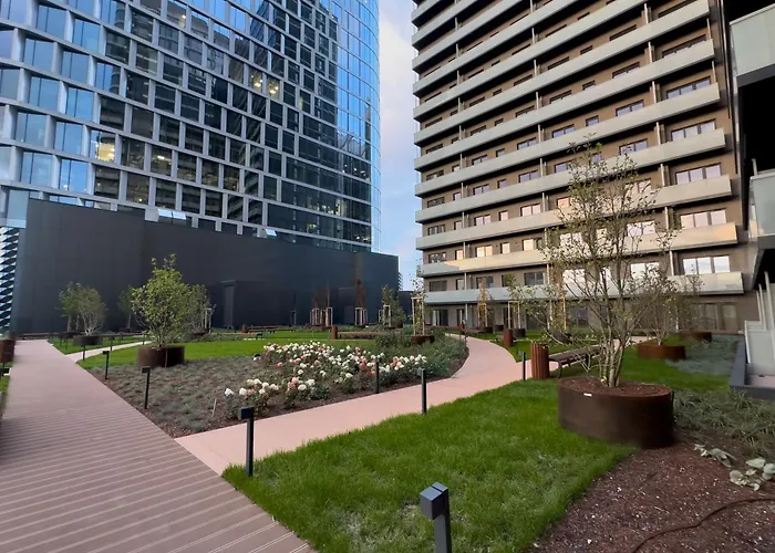 아파트 Urban Global Premium 14th Floor No 14, Free Garage, Self Check-in, No Deposit