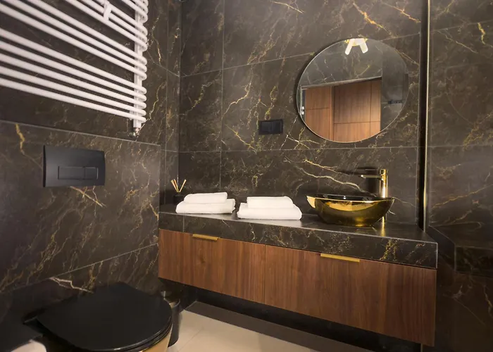 Urban Global Premium 14th Floor No 14, Free Garage, Self Check-in, No Deposit 아파트 카토비체